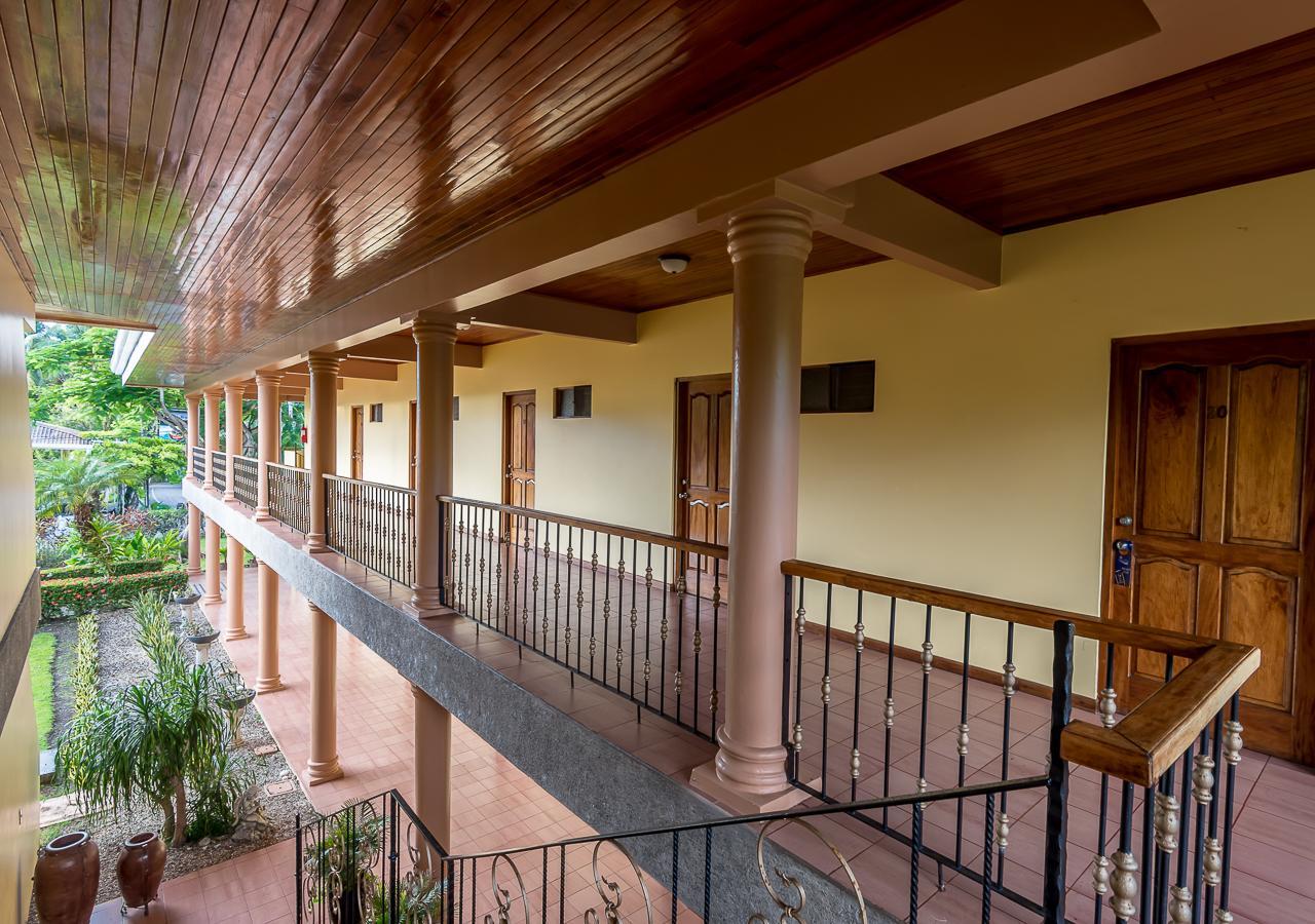 Hotel Мануэль-Антонио Экстерьер фото